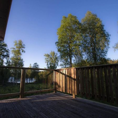 Ulvoe Lakeside Resort Ulvöhamn Exterior foto